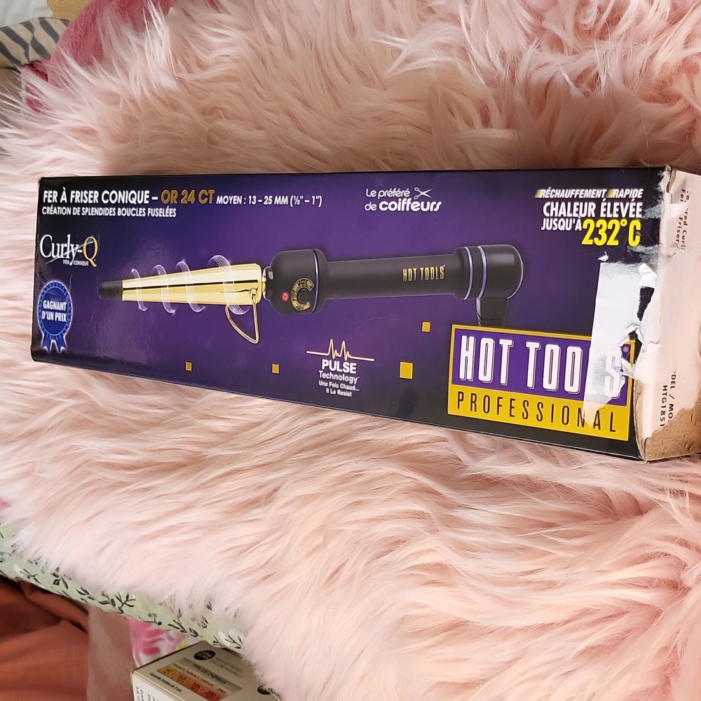 Brand New HOT TOOLS 24K GOLD TAPERED CURLING IRON- 1/2-1"